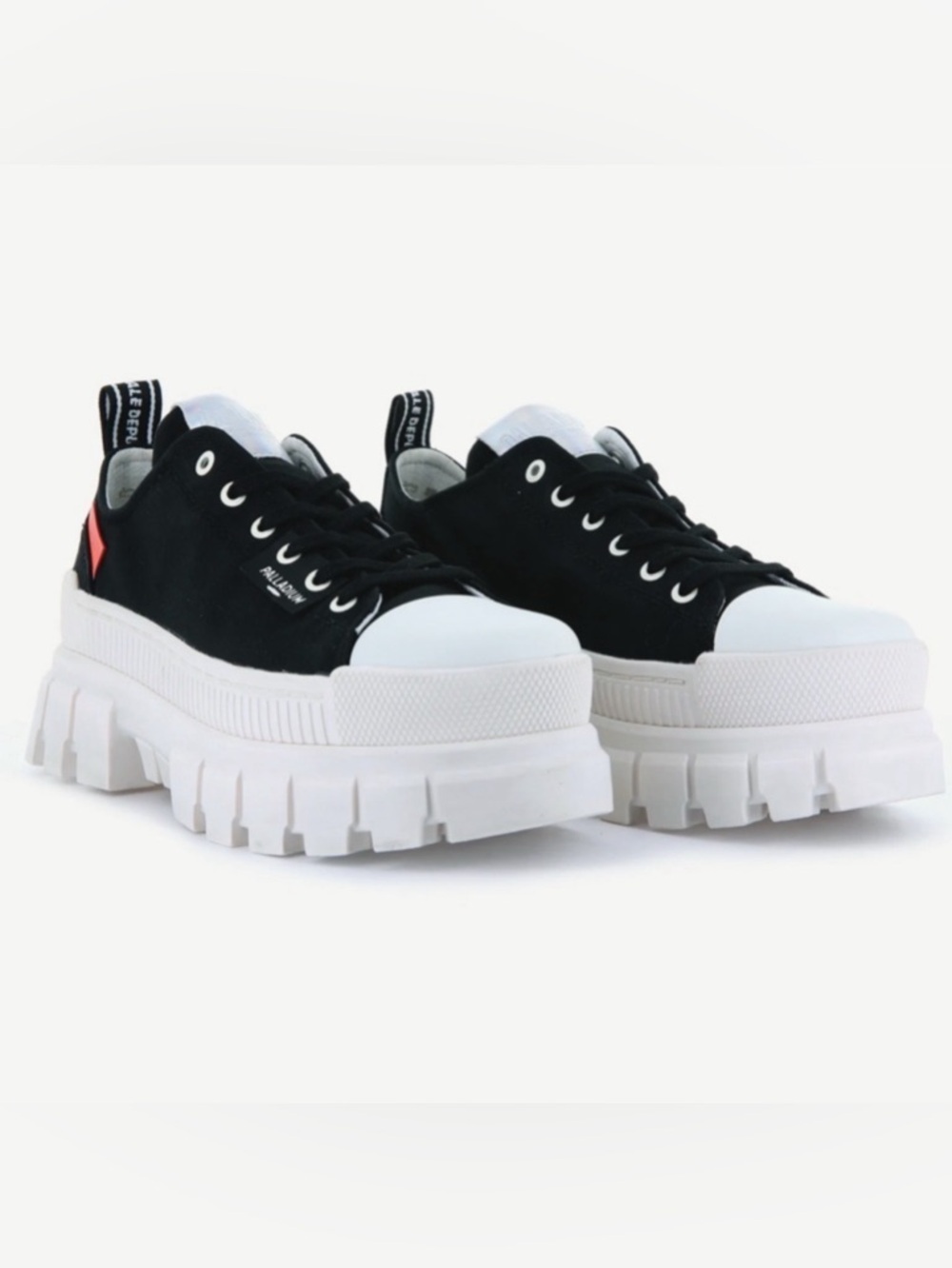Palladium platform sneakers - size 9 - NWOB